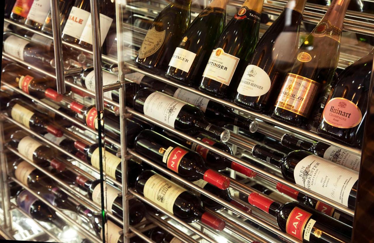 Fonab Castle Hotel Питлохри Экстерьер фото Wine bottles in a wine rack